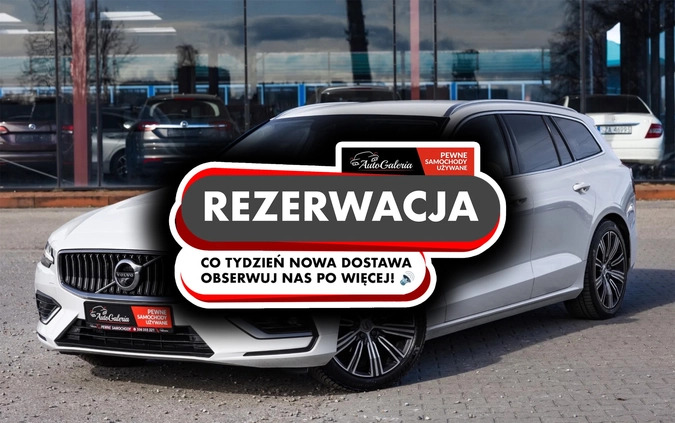 samochody osobowe Volvo V60 cena 106900 przebieg: 162600, rok produkcji 2019 z Bobowa